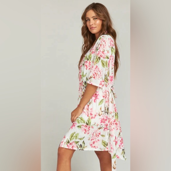 Show me your Mumu kimono style robe . - Picture 3 of 6